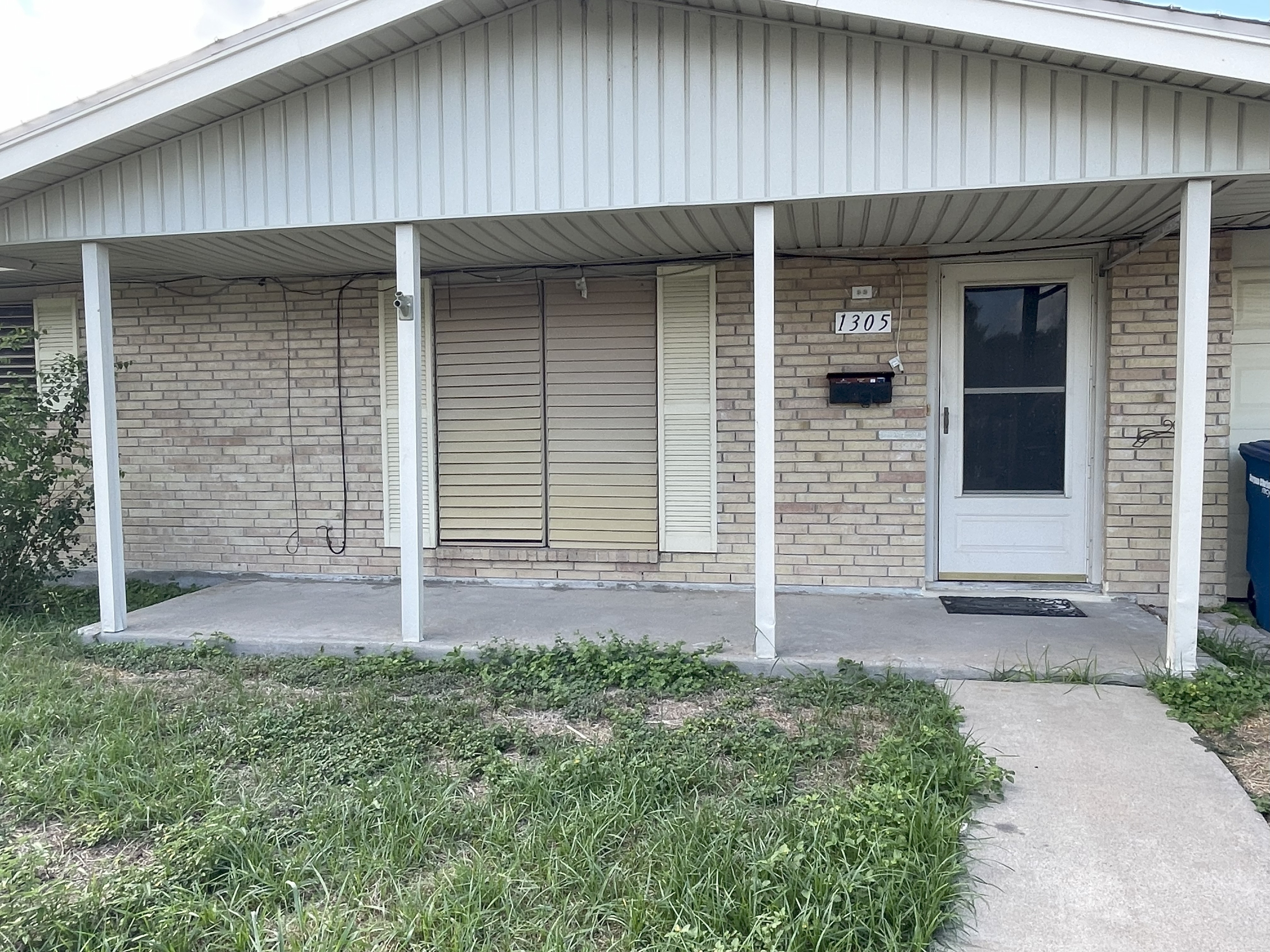 1305 Peterson Drive