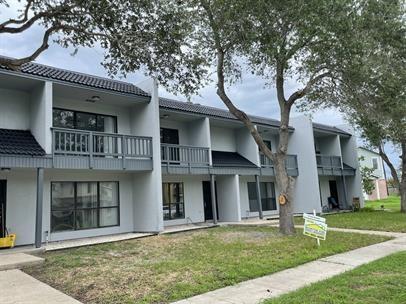 4226 Walnut Hills Drive #8